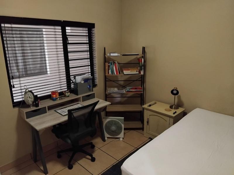 2 Bedroom Property for Sale in Bult West North West